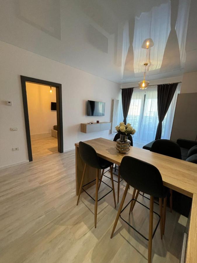 Mirage Sea Breeze Apartment Mamaia Exterior foto